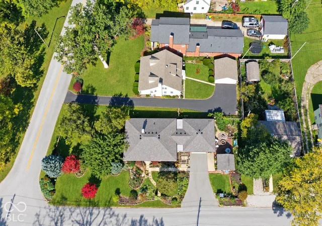 Photo 4 of Single family home for sale at 5404 E Saint Clair St, Indianapolis, IN 46219 | MLS# 22133029 | Listing updated on 2026-10-24
