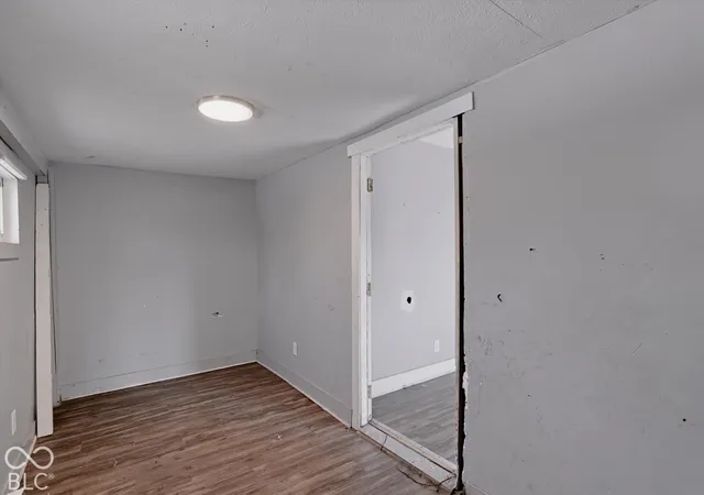 Photo 3 of Sale Pending at 2621 N Chester Ave, Indianapolis, IN 46218 | MLS# 22133033 | Listing updated on 2026-10-27