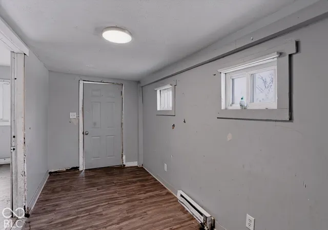 Photo 3 of Sale Pending at 2621 N Chester Ave, Indianapolis, IN 46218 | MLS# 22133033 | Listing updated on 2026-10-27
