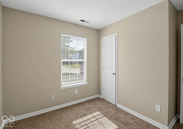 Photo 4 of Single family home for sale at 10832 Snowdrop Way, Indianapolis, IN 46235 | MLS# 22133036 | Listing updated on 2026-10-23