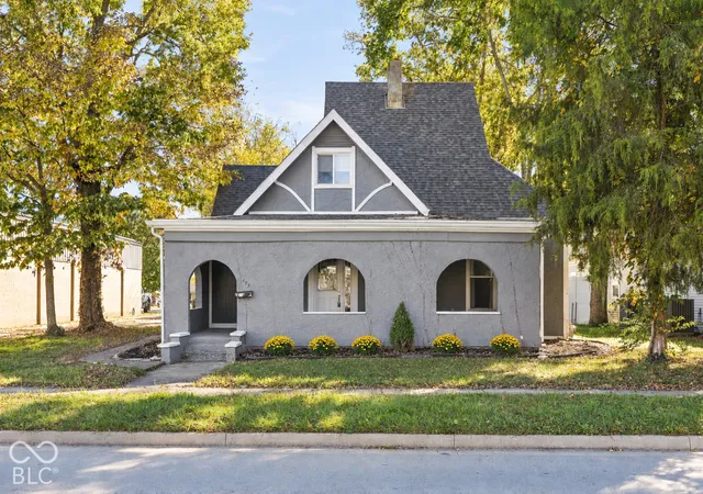 Photo 2 of Single family home for sale at 459 W Morgan St, Martinsville, IN 46151 | MLS# 22133058 | Listing updated on 2026-10-27
