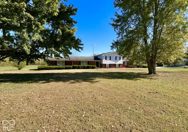 Photo 1 of Single family home for sale at 7151 N Co Rd 1000 E, Seymour, IN 47274 | MLS# 22133087 | Listing updated on 2026-10-25
