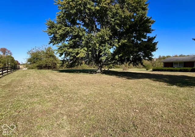 Photo 3 of Single family home for sale at 7151 N Co Rd 1000 E, Seymour, IN 47274 | MLS# 22133087 | Listing updated on 2026-10-25