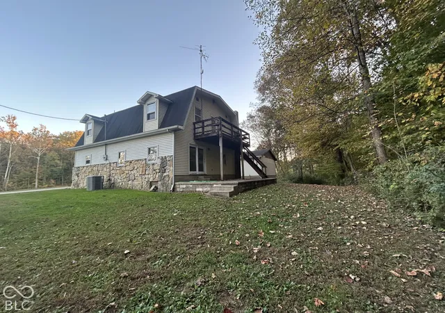 Photo 3 of Single family home for sale at 6381 S County Rd 220 SW, Greensburg, IN 47240 | MLS# 22133094 | Listing updated on 2026-10-27