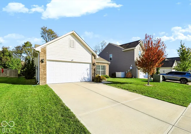 Photo 2 of Single family home for sale at 10710 Jimmy Lake Dr, Indianapolis, IN 46239 | MLS# 22133097 | Listing updated on 2026-10-26