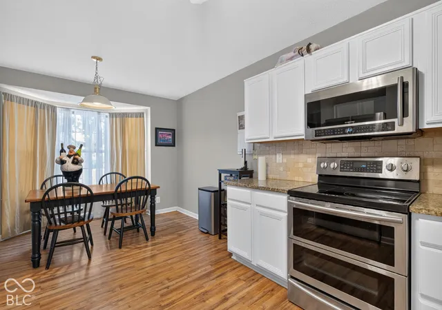 Photo 4 of Single family home for sale at 10673 Braewick Cir, Fishers, IN 46037 | MLS# 22133101 | Listing updated on 2026-10-23