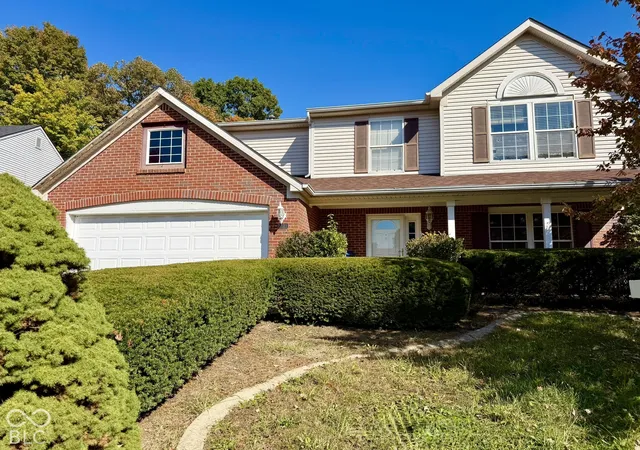 Photo 1 of Single family home for sale at 8131 Alamosa Dr, Indianapolis, IN 46236 | MLS# 22133107 | Listing updated on 2026-10-26