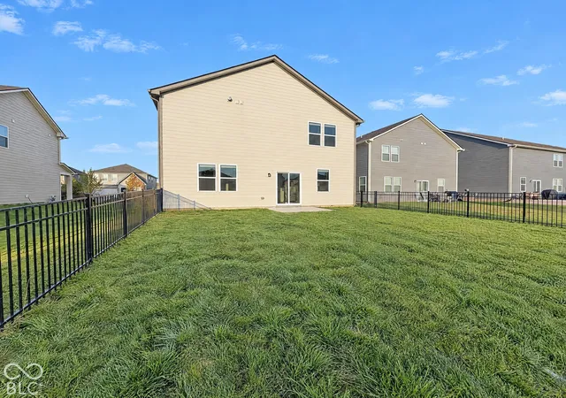 Photo 4 of Single family home for sale at 2282 S Bingham Pl, New Palestine, IN 46163 | MLS# 22133121 | Listing updated on 2026-10-23