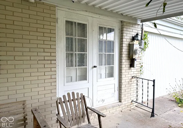 Photo 3 of Sale Pending at 205 E Forest Acres Dr, Brazil, IN 47834 | MLS# 22133138 | Listing updated on 2026-10-26