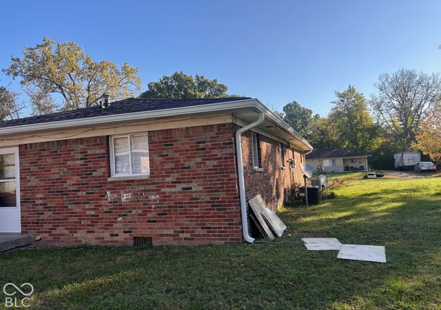 Photo 4 of House for sale at 6147 E Nelson, Indianapolis, IN 46219 | MLS# 22133148 | Listing updated on 2026-10-23