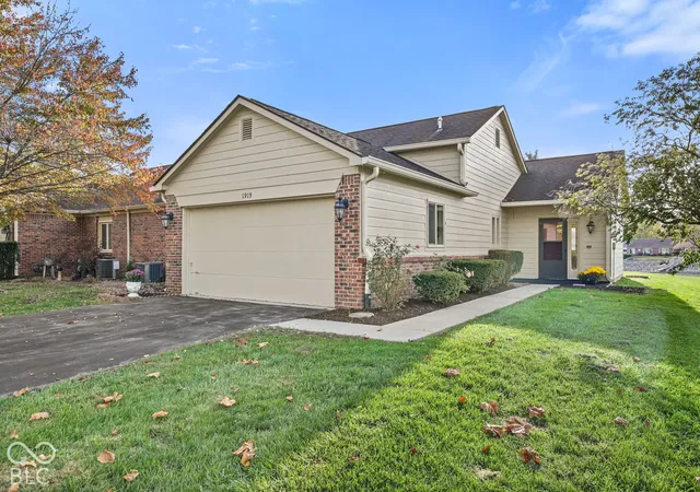 Photo 1 of Sale Pending at 1919 Crystal Bay E Dr, Plainfield, IN 46168 | MLS# 22133152 | Listing updated on 2026-10-28