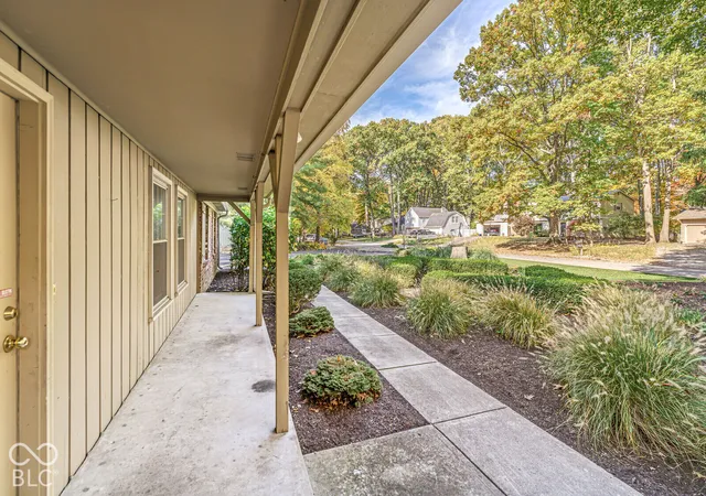 Photo 3 of Single family home for sale at 3405 Kenilworth Dr, Indianapolis, IN 46228 | MLS# 22133161 | Listing updated on 2026-10-28