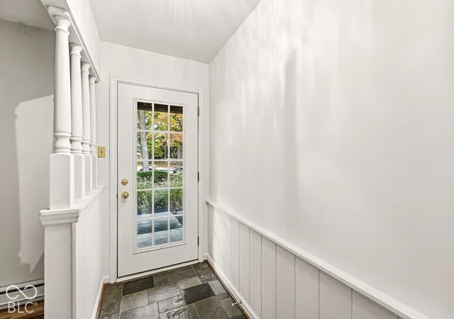 Photo 4 of Single family home for sale at 3405 Kenilworth Dr, Indianapolis, IN 46228 | MLS# 22133161 | Listing updated on 2026-10-28