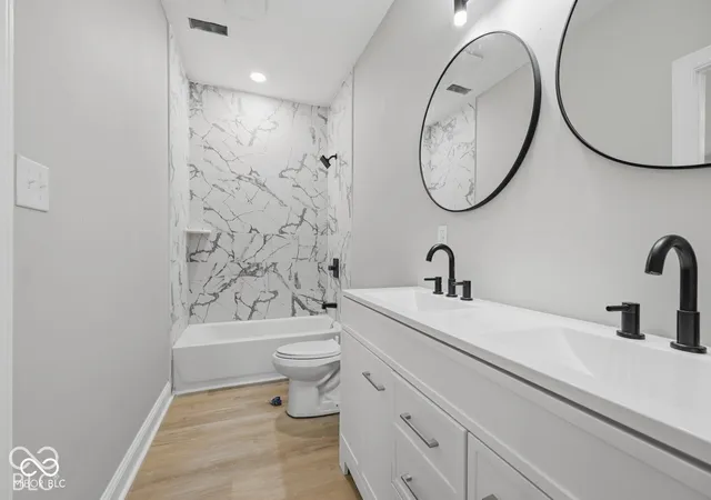 Photo 4 of House for sale at 1248 W 33rd Street, Indianapolis, IN 46208 | MLS# 22133219 | Listing updated on 2026-10-27