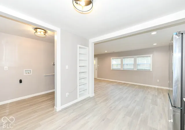 Photo 4 of Single family home for sale at 6120 Windsor Dr, Indianapolis, IN 46219 | MLS# 22133220 | Listing updated on 2026-10-29