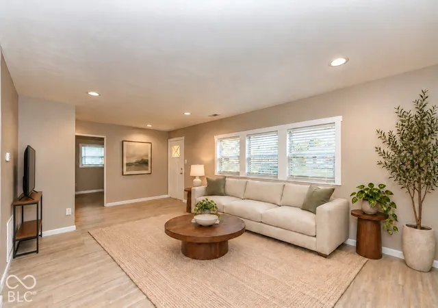 Photo 2 of Single family home for sale at 6120 Windsor Dr, Indianapolis, IN 46219 | MLS# 22133220 | Listing updated on 2026-10-29