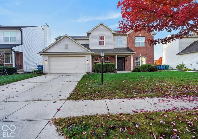 Photo 2 of Single family home for sale at 11837 Weathered Edge Dr, Fishers, IN 46037 | MLS# 22133226 | Listing updated on 2026-10-26