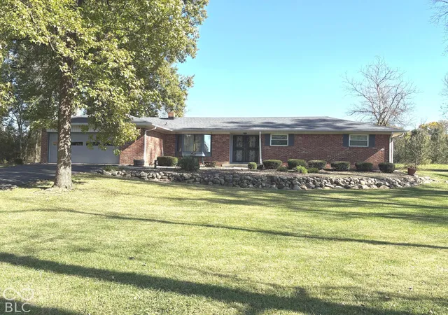 Photo 1 of Sale Pending at 11615 Crestwood Ct, Indianapolis, IN 46239 | MLS# 22133236 | Listing updated on 2026-10-26
