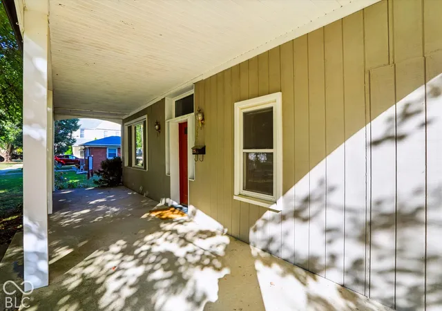 Photo 4 of Single family home for sale at 225 S Market St, Thorntown, IN 46071 | MLS# 22133238 | Listing updated on 2026-10-26