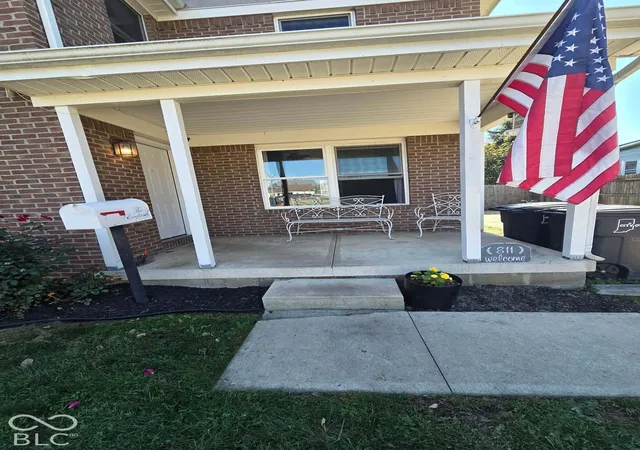 Photo 1 of Sale Pending at 811 S A St, Elwood, IN 46036 | MLS# 22133242 | Listing updated on 2026-10-29