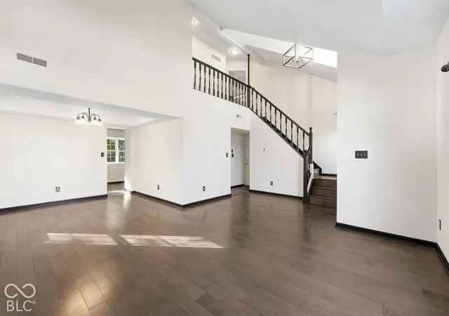 Photo 4 of Single family home for sale at 506 Buffalo Ridge Ct, Indianapolis, IN 46227 | MLS# 22133249 | Listing updated on 2026-10-24