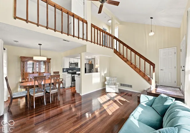 Photo 2 of Condo for sale at 7909 Hunters Path, Indianapolis, IN 46214 | MLS# 22133261 | Listing updated on 2026-10-27