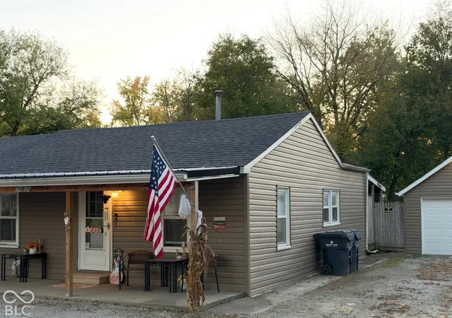 Photo 3 of Single family home for sale at 7909 S Tennessee St, Daleville, IN 47334 | MLS# 22133265 | Listing updated on 2026-10-26