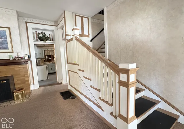Photo 2 of Sale Pending at 121 N Market St, Thorntown, IN 46071 | MLS# 22133275 | Listing updated on 2026-10-27