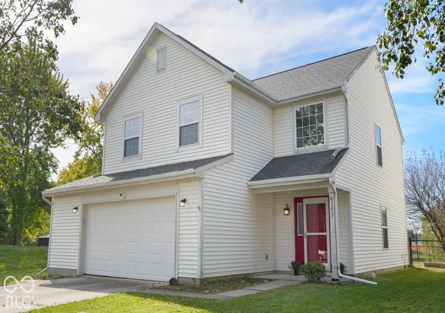 Photo 4 of Single family home for sale at 8153 Chesterhill Ln, Indianapolis, IN 46239 | MLS# 22133283 | Listing updated on 2026-10-27
