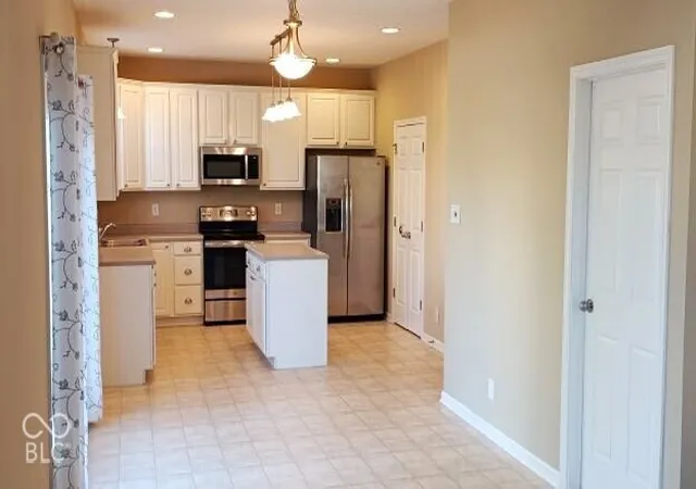 Photo 2 of Single family home for sale at 10898 Glazer Way, Fishers, IN 46038 | MLS# 22133286 | Listing updated on 2026-10-26