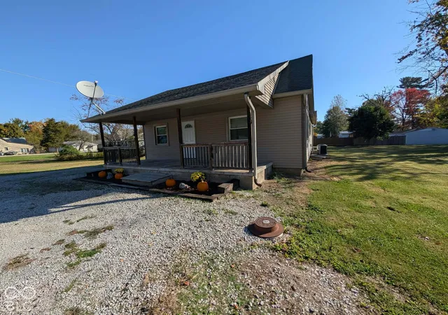 Photo 3 of Single family home for sale at 201 S Church St, Centerpoint, IN 47840 | MLS# 22133289 | Listing updated on 2026-10-26