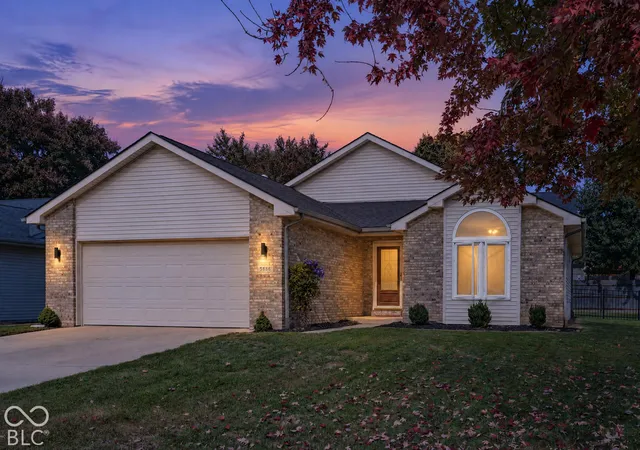 Single family home for sale at 5886 Regency Dr, Columbus, IN 47203 | MLS# 22133301