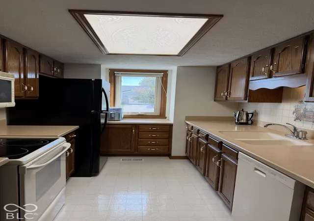Photo 2 of Condo for sale at 1940 Ticen Ct, Beech Grove, IN 46107 | MLS# 22133308 | Listing updated on 2026-10-25