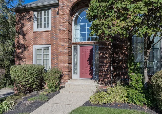 Photo 4 of Single family home for sale at 6440 Shamel Dr, Indianapolis, IN 46278 | MLS# 22133314 | Listing updated on 2026-10-28