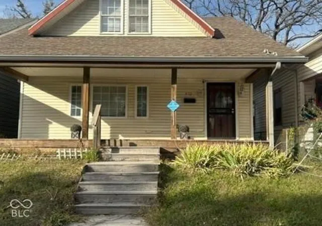 Photo 1 of Single family home for sale at 972 W 29th Street, Indianapolis, IN 46208 | MLS# 22133324 | Listing updated on 2026-10-27