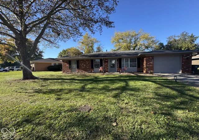 Single family home for sale at 9442 Gemini Dr, Indianapolis, IN 46229 | MLS# 22133327