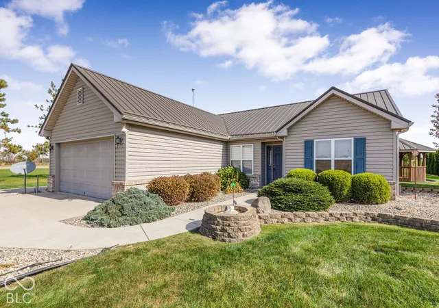 Photo 4 of Single family home for sale at 204 N 950 East, Greentown, IN 46936 | MLS# 22133329 | Listing updated on 2026-10-26