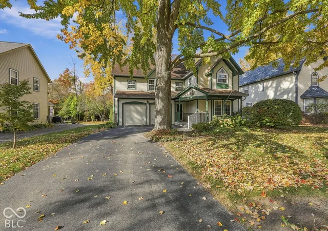 Photo 3 of Single family home for sale at 4922 Melbourne Rd, Indianapolis, IN 46228 | MLS# 22133341 | Listing updated on 2026-10-30