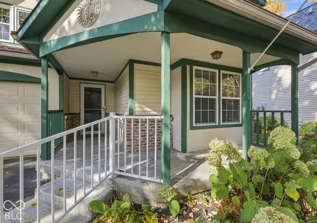 Photo 4 of Single family home for sale at 4922 Melbourne Rd, Indianapolis, IN 46228 | MLS# 22133341 | Listing updated on 2026-10-30