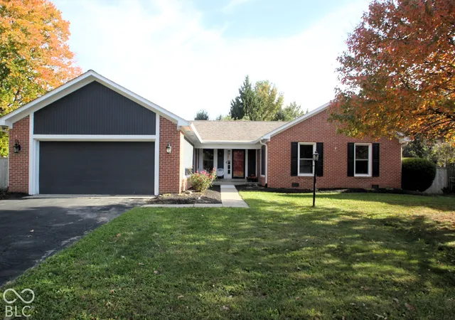 Photo 2 of Single family home for sale at 4667 Wembly Ln, Carmel, IN 46033 | MLS# 22133348 | Listing updated on 2026-10-27