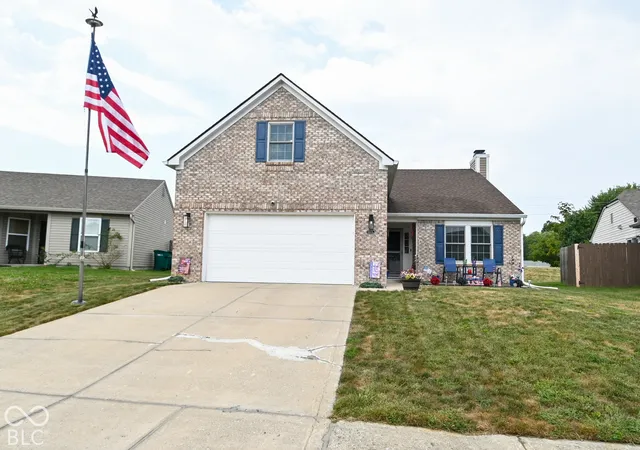 Single family home for sale at 10676 Huntwick Dr, Indianapolis, IN 46231 | MLS# 22133361