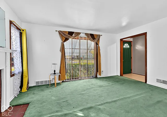 Photo 4 of Single family home for sale at 3609 N Lesley Ave, Indianapolis, IN 46218 | MLS# 22133368 | Listing updated on 2026-10-26