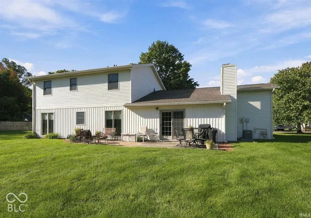 Photo 3 of Single family home for sale at 8504 N Wilderness Rd, Muncie, IN 47303 | MLS# 22133369 | Listing updated on 2026-10-26