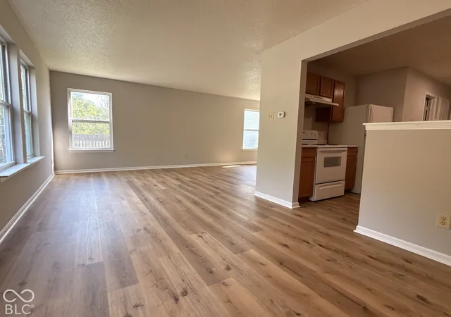 Photo 4 of Single family home for sale at 2407 Collins Way, Greenfield, IN 46140 | MLS# 22133382 | Listing updated on 2026-10-30