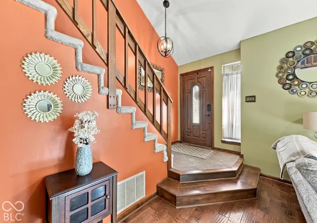 Photo 1 of Single family home for sale at 8928 Sunburst Cir, Indianapolis, IN 46227 | MLS# 22133385 | Listing updated on 2026-10-29