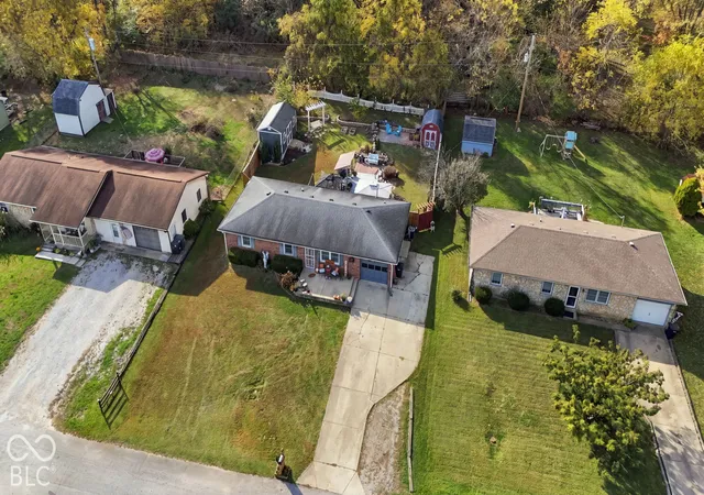 Photo 1 of Single family home for sale at 80 Kings Xing, Mooresville, IN 46158 | MLS# 22133398 | Listing updated on 2026-10-27