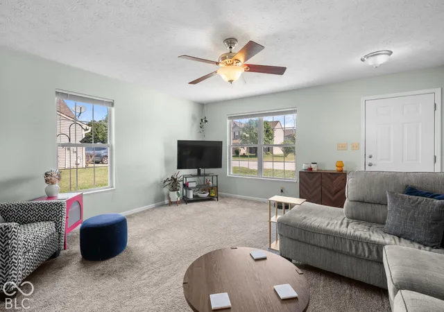 Photo 4 of Single family home for sale at 3214 Hemlock Way, Indianapolis, IN 46203 | MLS# 22133399 | Listing updated on 2026-10-28