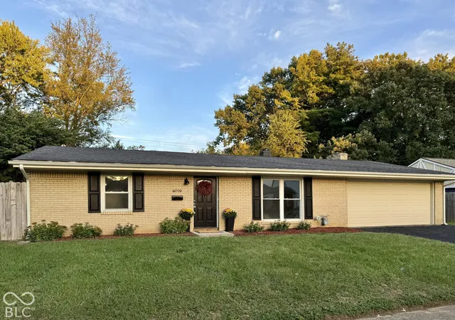 Photo 2 of Single family home for sale at 4019 Eisenhower Dr, Indianapolis, IN 46254 | MLS# 22133401 | Listing updated on 2026-10-26