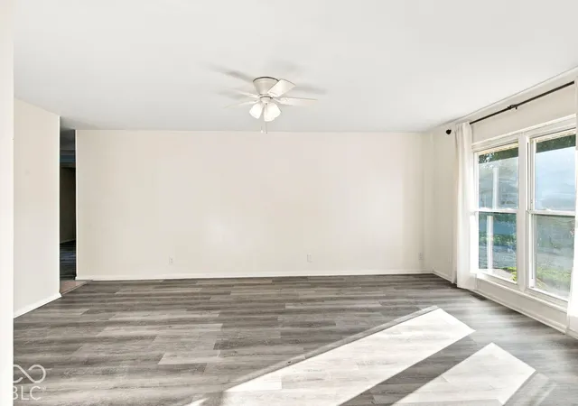 Photo 3 of Single family home for sale at 4019 Eisenhower Dr, Indianapolis, IN 46254 | MLS# 22133401 | Listing updated on 2026-10-26