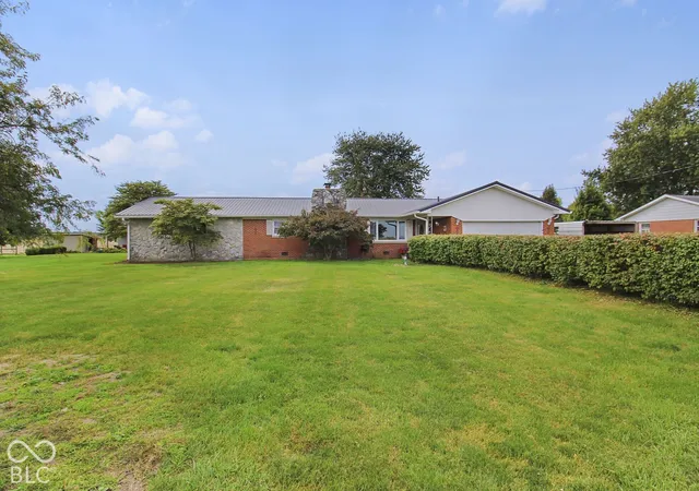 Photo 3 of Single family home for sale at 6907 W 700 North, Sharpsville, IN 46068 | MLS# 22133403 | Listing updated on 2026-10-28